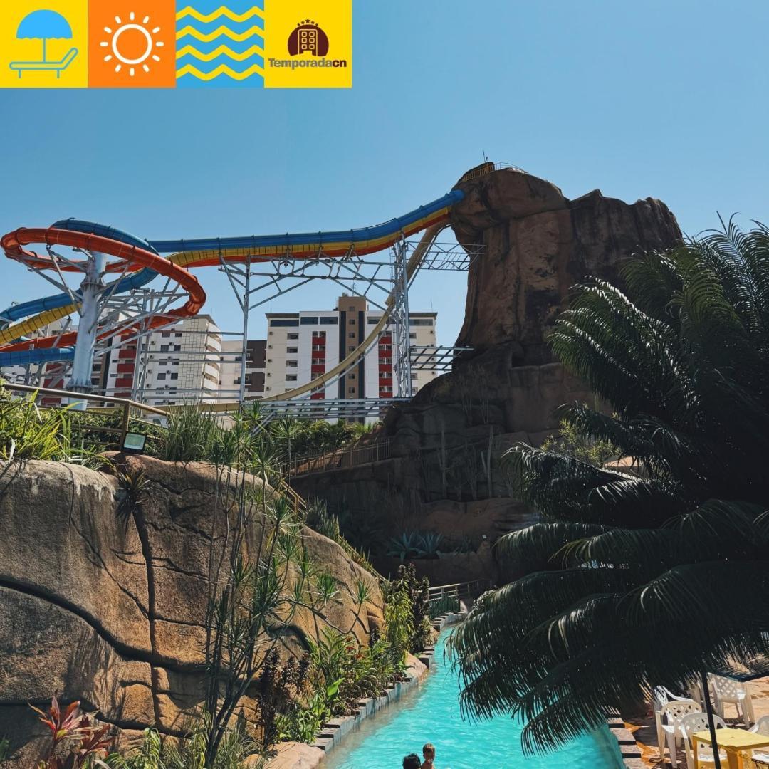 Piazza Com Acesso Ao Acqua Park - Gustavo Apart otel Caldas Novas Dış mekan fotoğraf